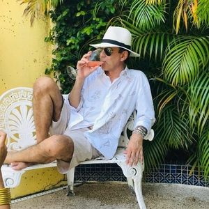 Meet your Posher, Efrain